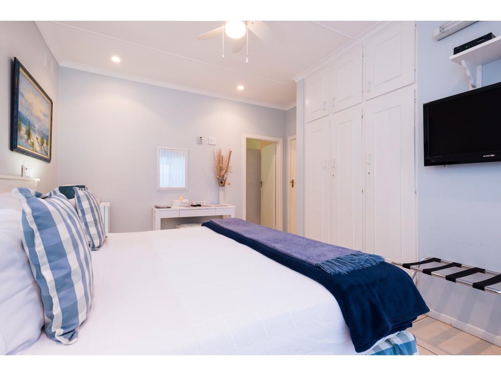 ダーバン Flamingo Rocks Bed & Breakfast エクステリア 写真