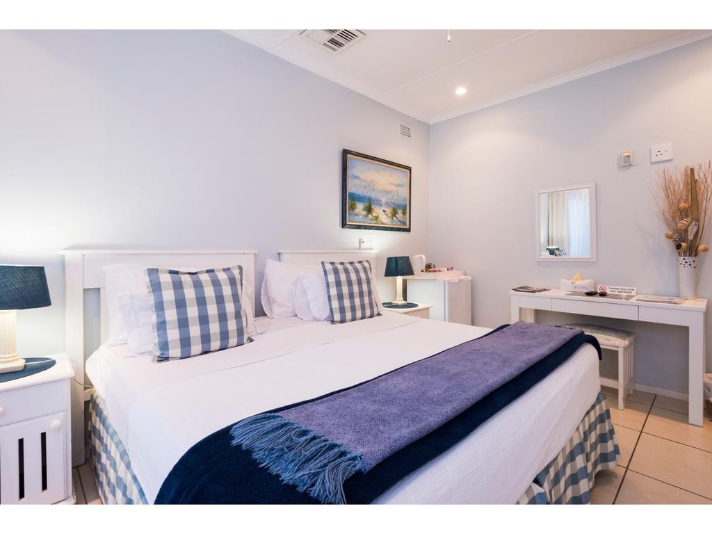 ダーバン Flamingo Rocks Bed & Breakfast エクステリア 写真