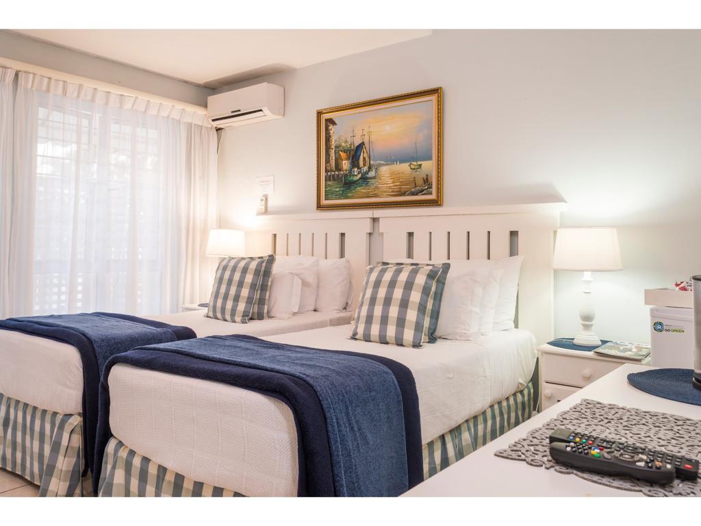 ダーバン Flamingo Rocks Bed & Breakfast エクステリア 写真