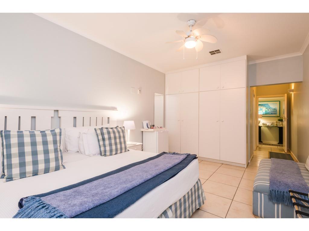 ダーバン Flamingo Rocks Bed & Breakfast エクステリア 写真